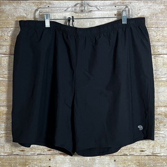 MOUNTAIN HARDWARE SIZE XL BLACK LINED SIMPLE BASIC MENS PULL ON SHORTS - Picture 1 of 6